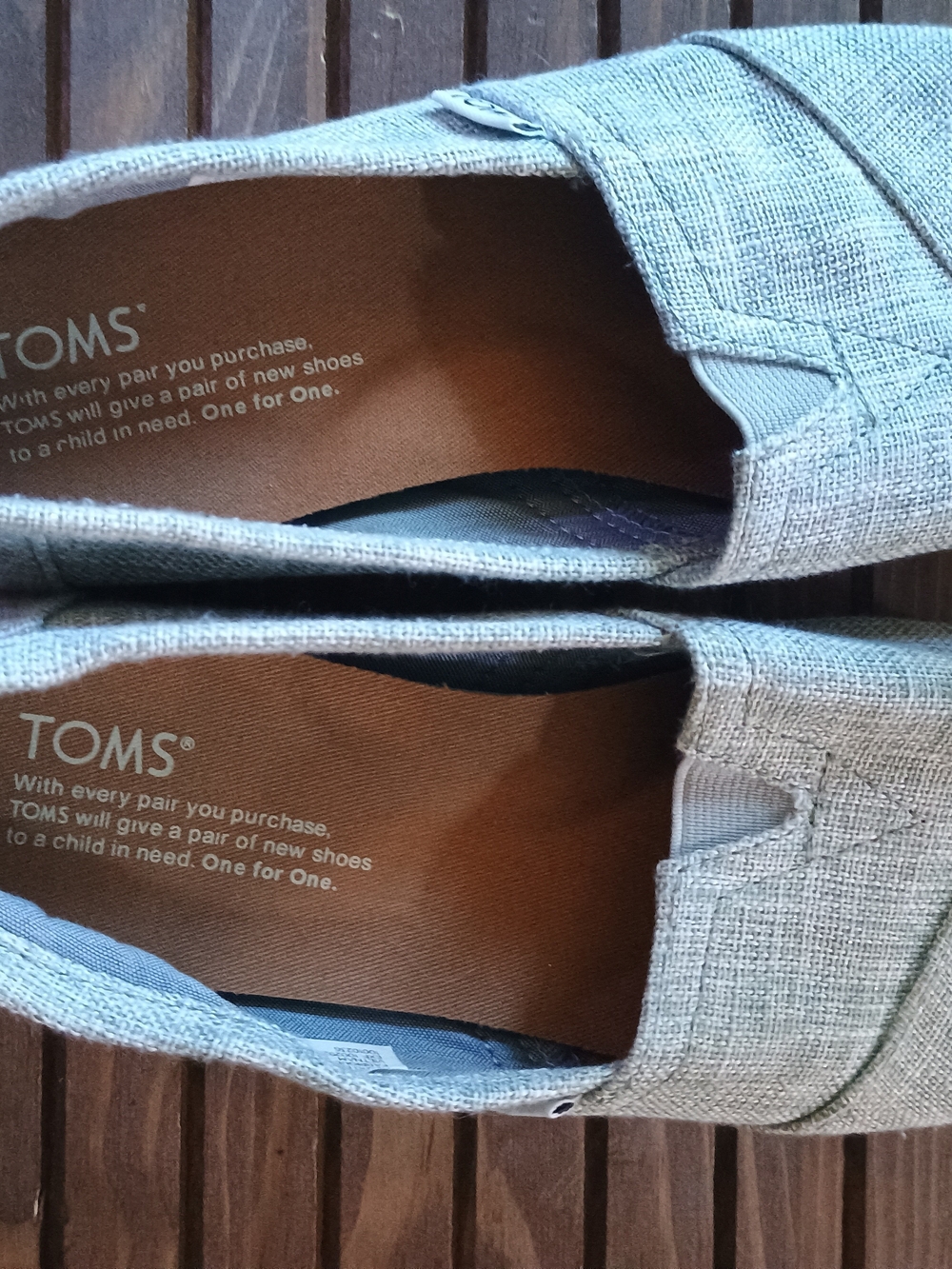 TOMS Men’s Slip-On Loafers in Light Gray Canvas